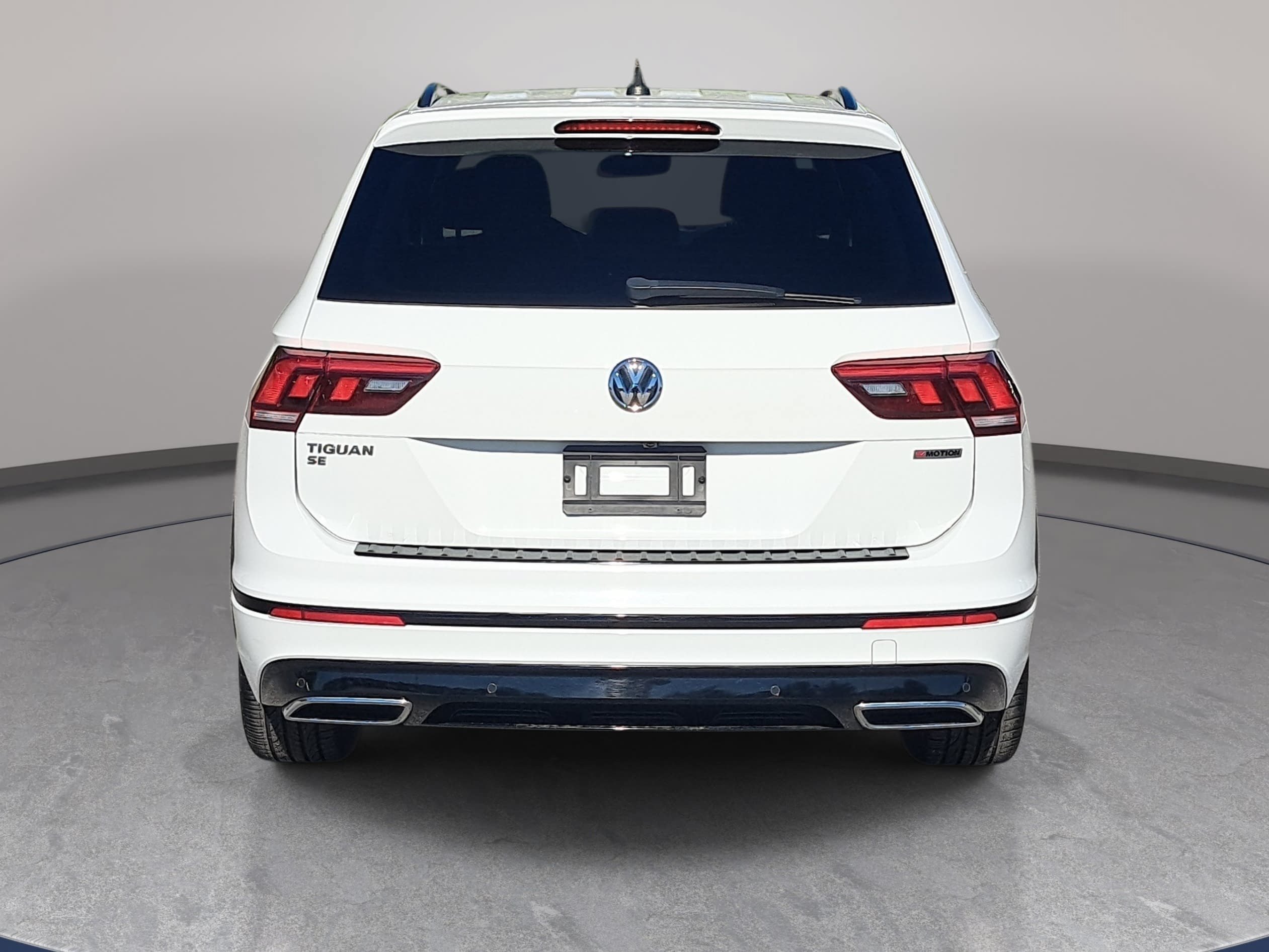 Certified 2021 Volkswagen Tiguan SE R-Line AWD/4WD image 6