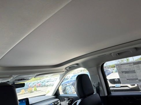 New 2026 Lincoln Aviator AWD image 6