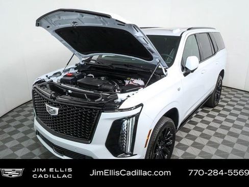 Used 2026 Cadillac Escalade Sport w/ LPO, ONYX Package image 35