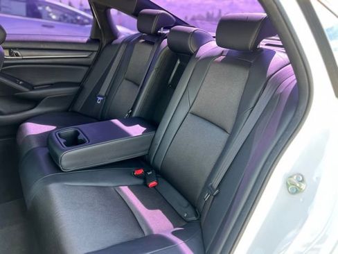 Used 2020 Honda Accord Sport image 16