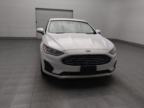Used 2019 Ford Fusion SE image 14