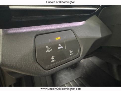 Used 2023 Volkswagen ID.4 Pro S RWD image 33