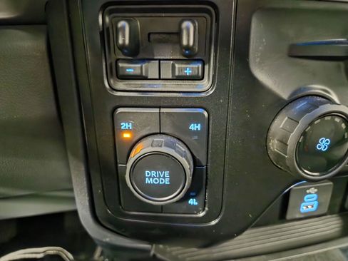 Used 2026 Ford F250 XLT image 23