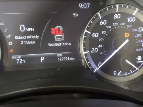 Used 2020 Toyota Highlander Limited AWD/4WD image 16