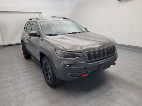 Used 2019 Jeep Cherokee Trailhawk w/ Comfort/Convenience Group AWD/4WD image 13
