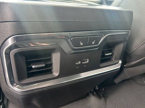 Used 2024 GMC Sierra 1500 Denali AWD/4WD image 36