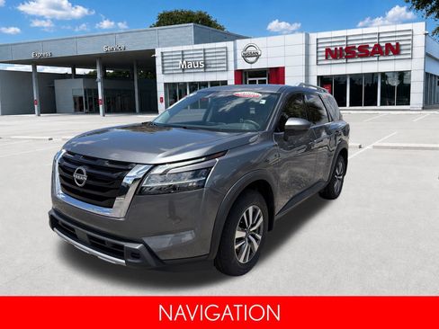 Certified 2024 Nissan Pathfinder SL FWD image 7