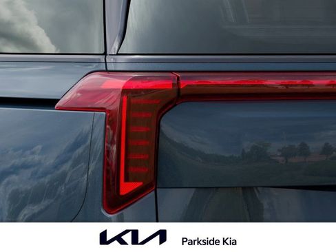 New 2026 Kia Carnival SX Prestige FWD image 11