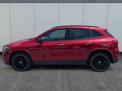 Used 2025 Mercedes-Benz GLA 250 4MATIC image 2