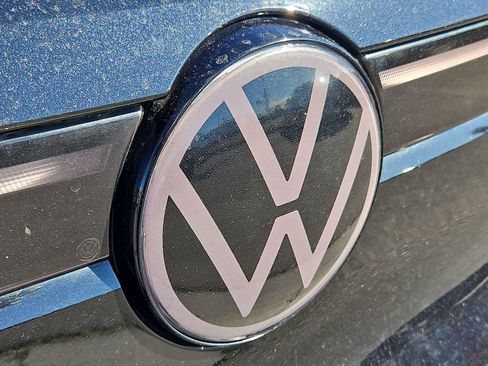 Used 2023 Volkswagen ID.4 S image 12