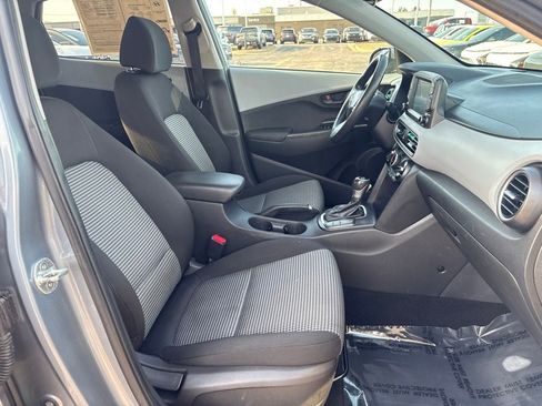 Used 2019 Hyundai Kona SEL w/ SEL Tech Package 02 FWD image 34