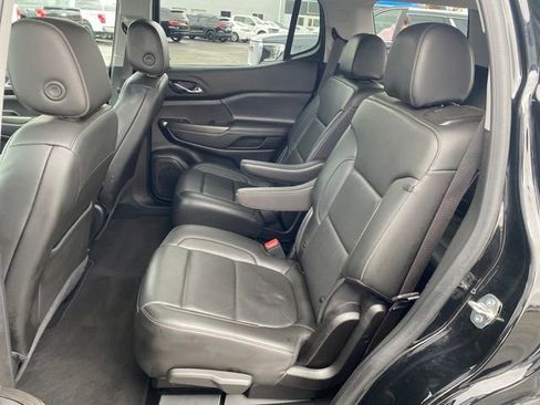 Used 2023 GMC Acadia SLT image 18