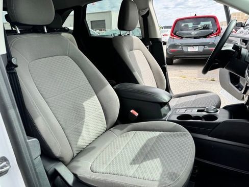 Used 2022 Ford Escape SE AWD/4WD image 26