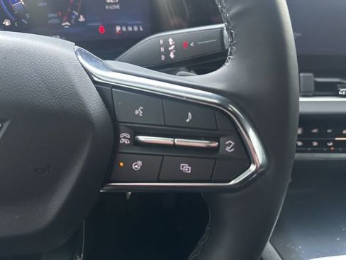 Used 2026 Chevrolet Equinox LT image 25