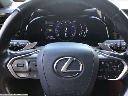 Used 2022 Lexus NX 250 FWD w/ Towing Package (2000 Lbs) image 13
