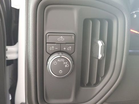 New 2026 Chevrolet Silverado 1500 W/T image 25