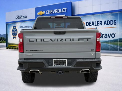 Used 2024 Chevrolet Silverado 1500 LT Trail Boss w/ LT Trail Boss Premium Package AWD/4WD image 6