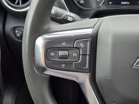 Used 2025 Chevrolet Blazer LT image 32