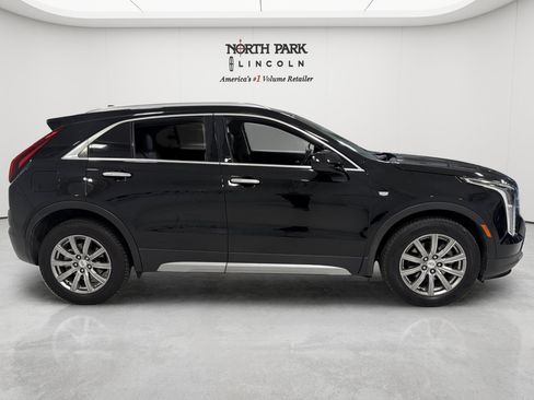 Used 2020 Cadillac XT4 Premium Luxury FWD image 6