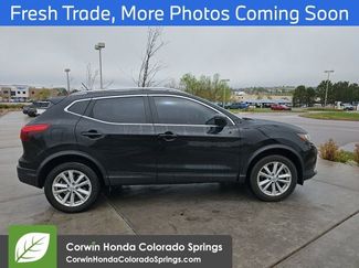 Used 2018 Nissan Rogue Sport SV w/ SV All-Weather Package AWD/4WD video 2