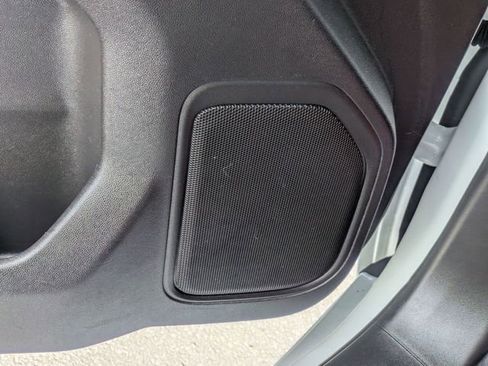 Used 2024 GMC Sierra 2500 Pro w/ Convenience Package image 13