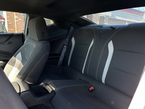 Used 2016 Chevrolet Camaro SS image 17