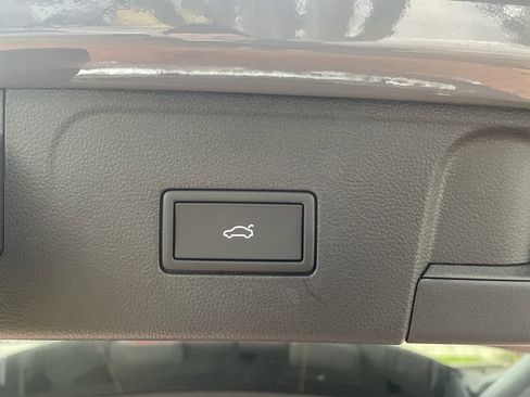 New 2026 Volkswagen Atlas SEL Premium R-Line image 10