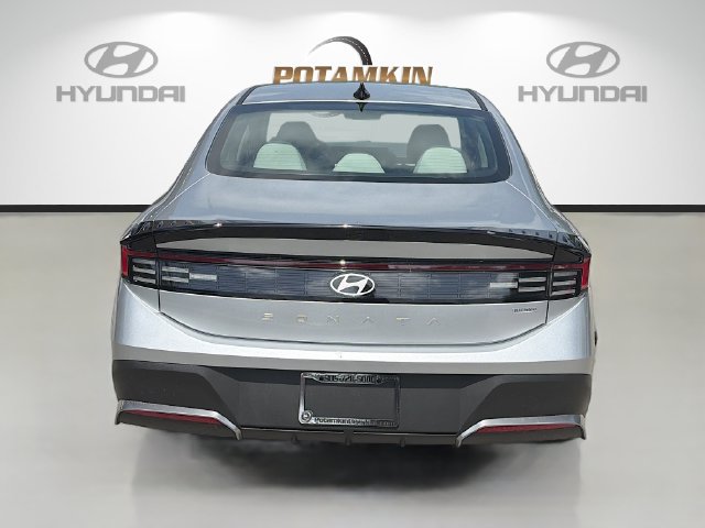 New 2026 Hyundai Sonata Blue FWD image 6