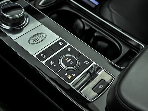 Used 2018 Land Rover Range Rover HSE AWD/4WD image 30