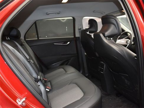 Certified 2024 Kia Niro Wind w/ Wind Preserve Package image 11