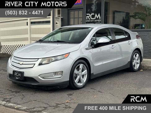 Used 2015 Chevrolet Volt image 1