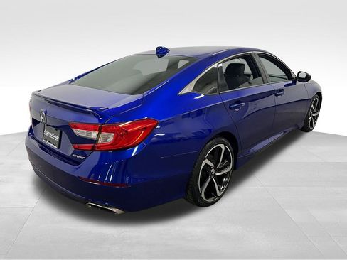 Used 2019 Honda Accord Sport image 8