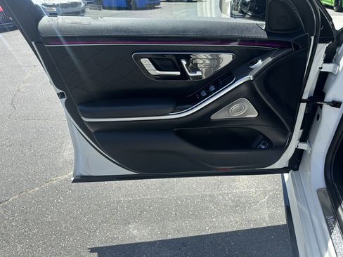 Used 2022 Mercedes-Benz S 580 4MATIC Sedan image 26