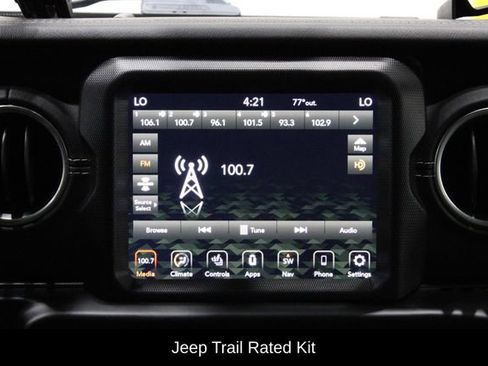 Used 2020 Jeep Gladiator Overland image 30
