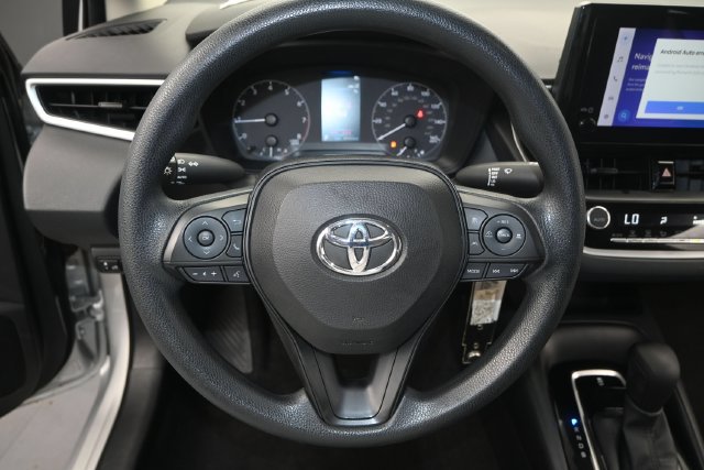 Used 2023 Toyota Corolla LE FWD image 7