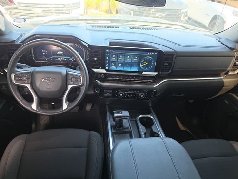 Used 2024 Chevrolet Silverado 1500 RST w/ All Star Edition Plus AWD/4WD image 8