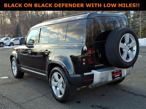 Used 2024 Land Rover Defender 110 S image 5