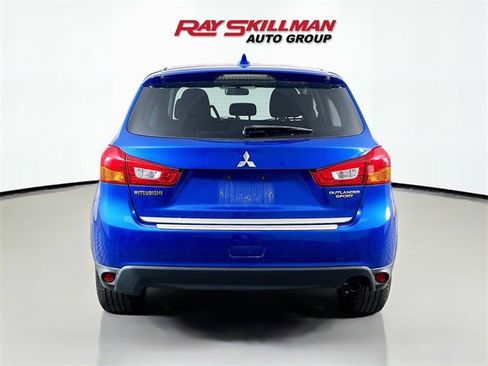 Used 2017 Mitsubishi Outlander Sport ES image 6
