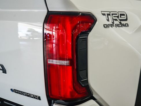 New 2026 Toyota Tacoma TRD Off-Road AWD/4WD image 8