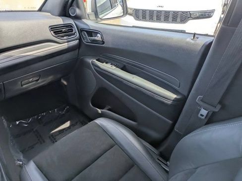 Used 2022 Dodge Durango GT RWD image 19