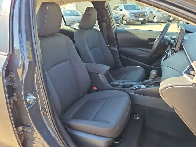 Used 2025 Toyota Corolla LE FWD image 18