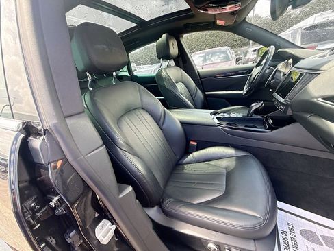 Used 2023 Maserati Levante Modena AWD/4WD image 32