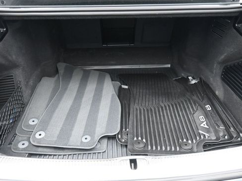 Used 2022 Audi A8 L 3.0T image 22