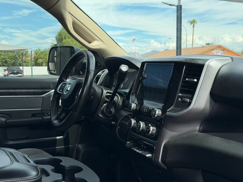 Used 2019 RAM 2500 Big Horn AWD/4WD image 26