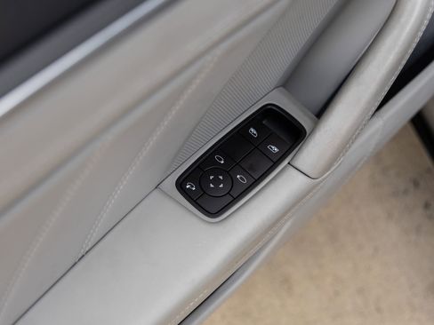 Used 2022 Porsche 911 Turbo S image 30