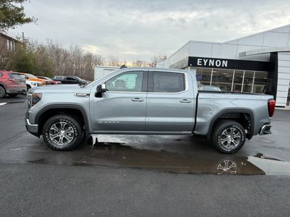 New 2026 GMC Sierra 1500 SLE w/ Max Trailering Package