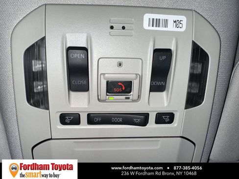 Used 2023 Toyota Highlander XLE image 33