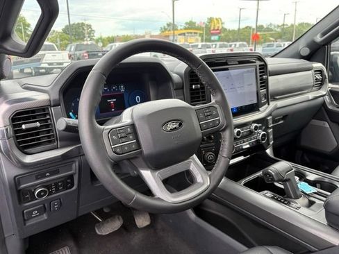 Used 2025 Ford F150 Lariat w/ Bed Utility Package AWD/4WD image 4