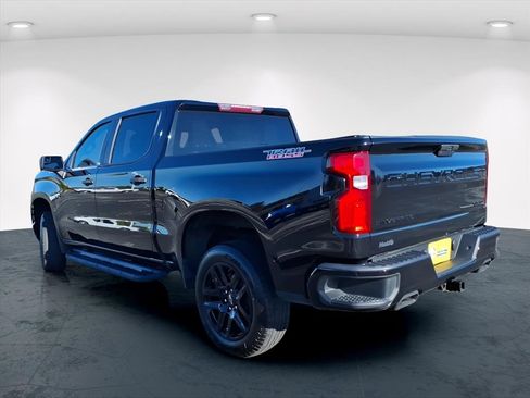 Used 2021 Chevrolet Silverado 1500 Custom Trail Boss w/ Midnight Edition image 4
