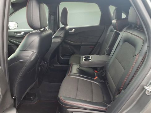 Used 2023 Ford Escape ST-Line Elite AWD/4WD image 5